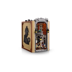 Sherlock Holmes: Book Nook