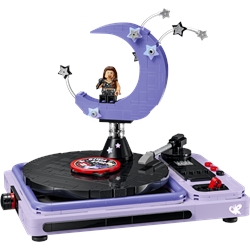 Olivia Rodrigo Concert Moon