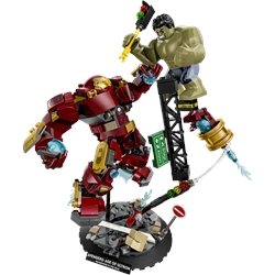 Epic Battle: Hulkbuster vs. The Hulk