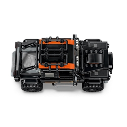 Jaguar Project 7 e Land Rover Defender